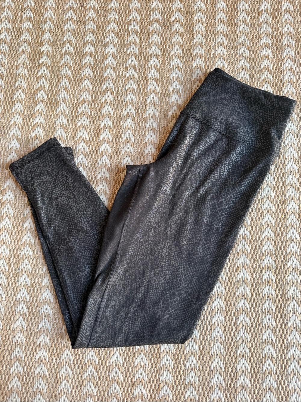Victoria's Secret Black High-Waist Snake-Print Leggings